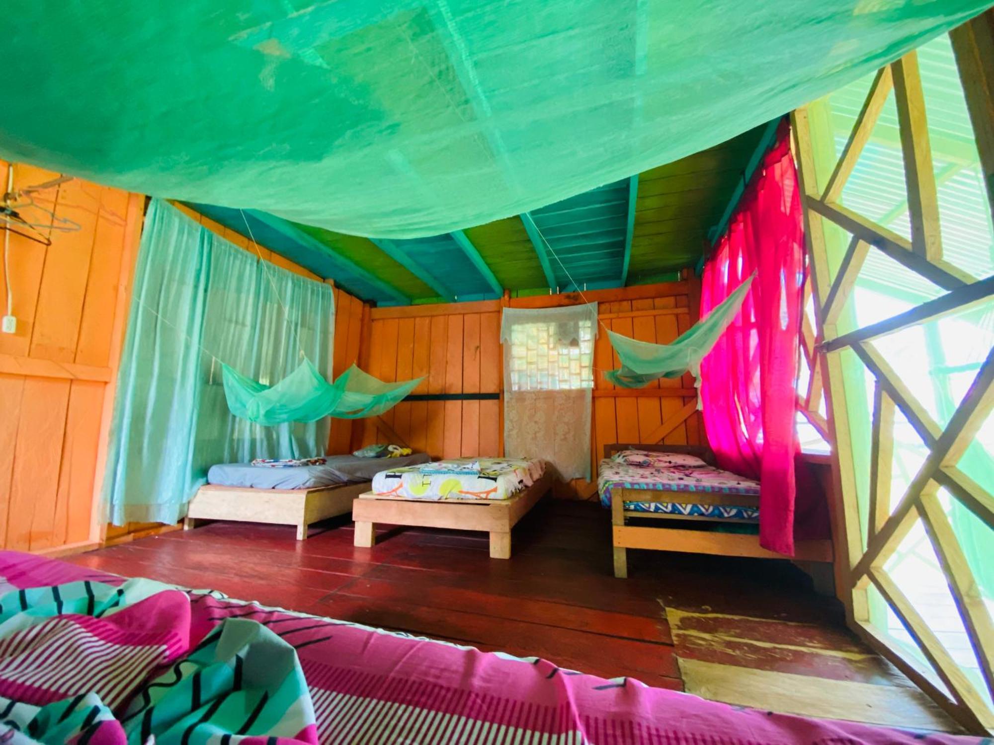 Hostal Buho Amazonas Tours Leticia Esterno foto
